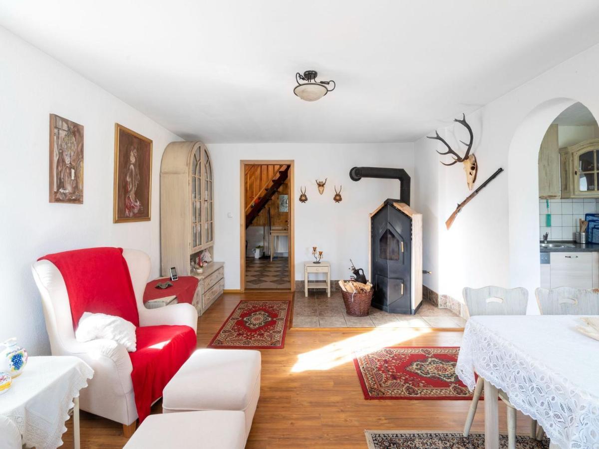 Country Cottage With Sauna And Bubble Bath Kraslice Bagian luar foto