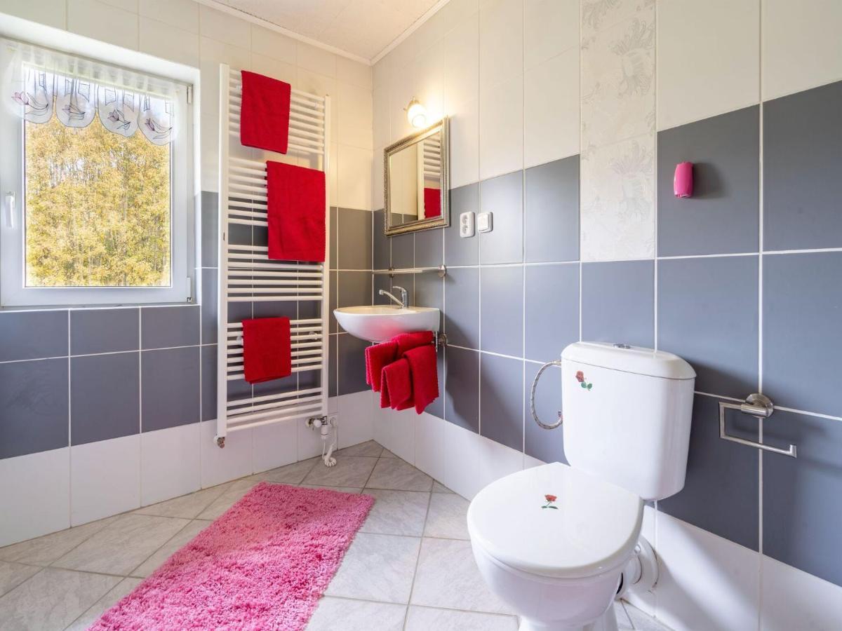 Country Cottage With Sauna And Bubble Bath Kraslice Bagian luar foto